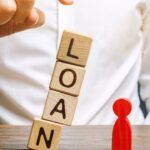 Kredyt denominowany vs indeksowany: co to oznacza i jakie są konsekwencje prawne?