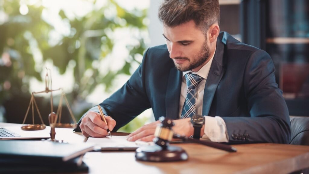 Ile trwa sprawa frankowa w Warszawie? Realne terminy (I instancja / apelacja)